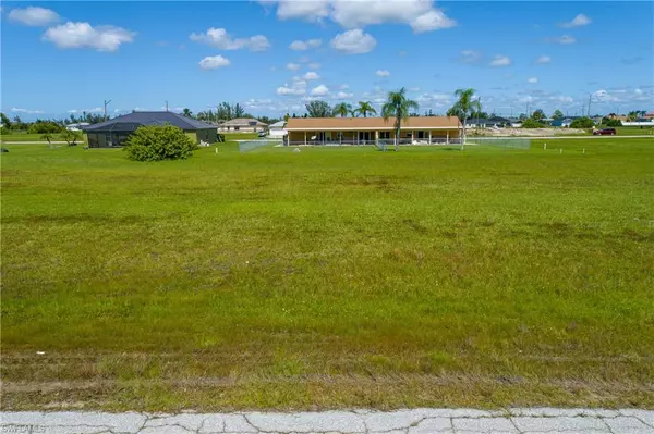 Cape Coral, FL 33993,2507 NW 7th TER