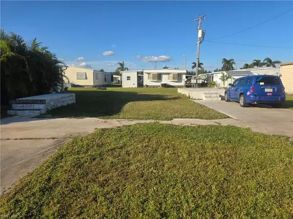 3453 Celestial WAY, North Fort Myers, FL 33903