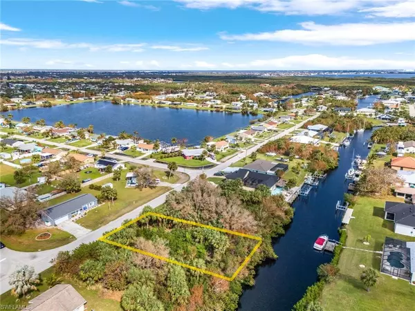 Port Charlotte, FL 33948,18786 Ashcroft CIR