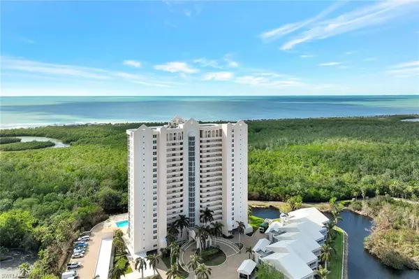 Naples, FL 34108,6101 Pelican Bay BLVD #1402