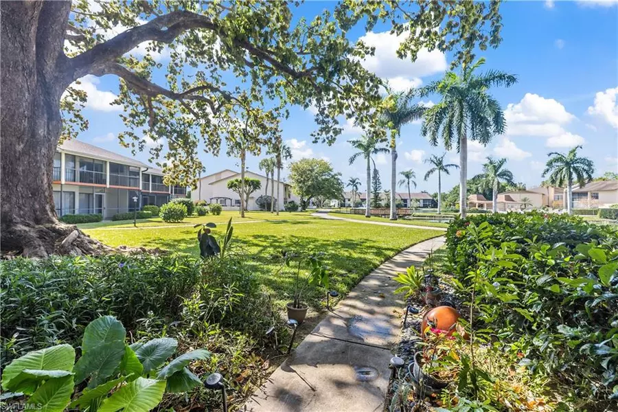 1020 Palm View DR #C-101, Naples, FL 34110