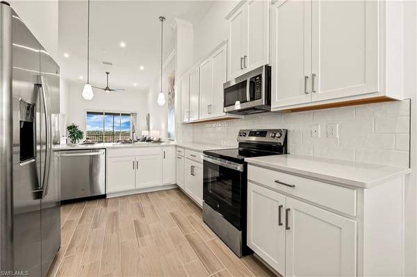 Fort Myers, FL 33913,11801 Venetian Lagoon DR #203