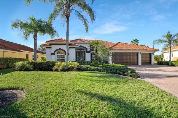 Naples, FL 34104,5014 Old Pond DR