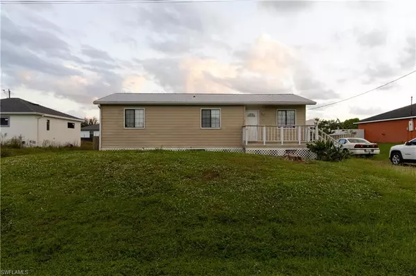 Lehigh Acres, FL 33976,3317 6th ST SW