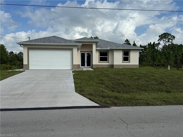 2403 E 10TH ST, Lehigh Acres, FL 33936