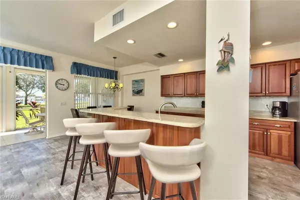 Naples, FL 34114,285 Cays DR #2302