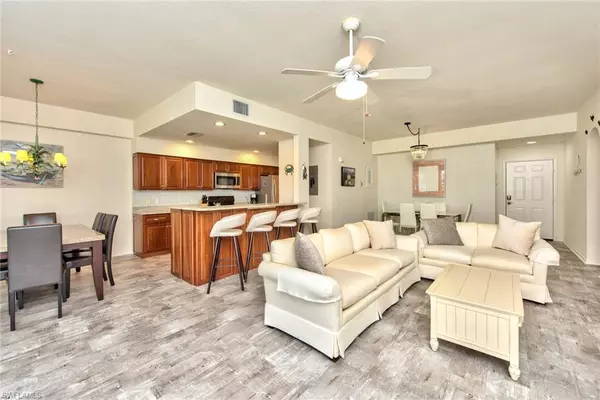 Naples, FL 34114,285 Cays DR #2302