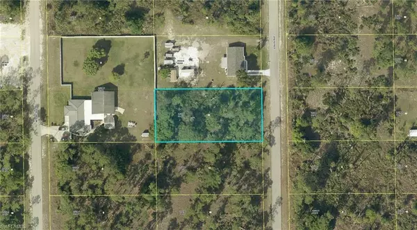 911 Louis AVE, Lehigh Acres, FL 33972