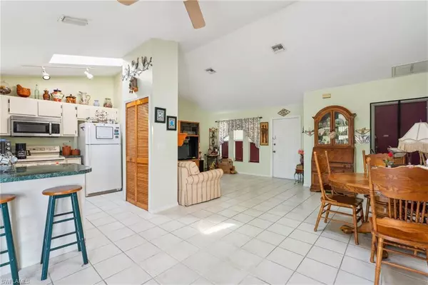 Cape Coral, FL 33914,3019 SW 14th CT