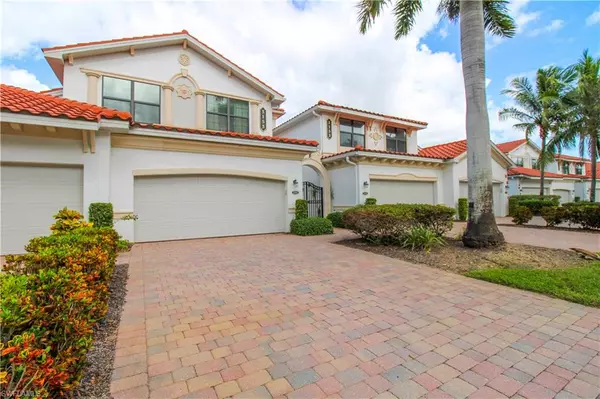 Naples, FL 34114,3153 Aviamar CIR #201