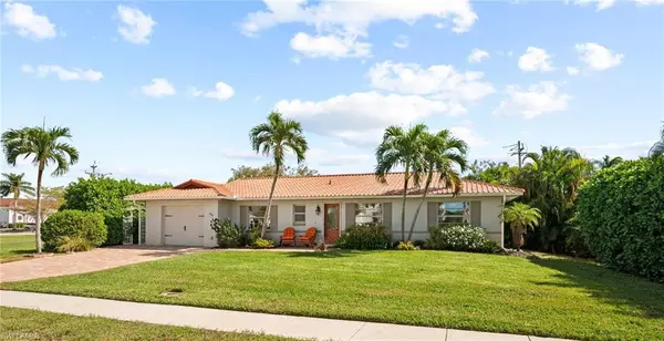 105 S Bahama AVE, Marco Island, FL 34145