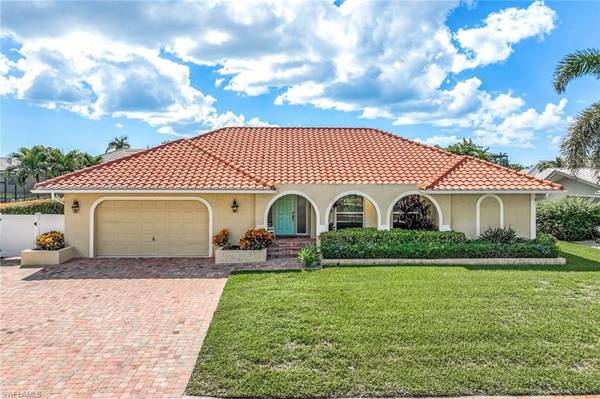 326 Rockhill CT, Marco Island, FL 34145