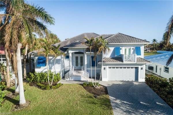 451 Oak AVE, Naples, FL 34108