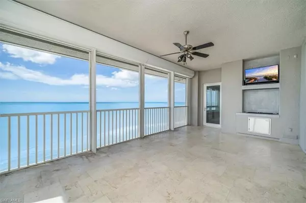 Naples, FL 34108,9235 Gulf Shore DR #PH 01