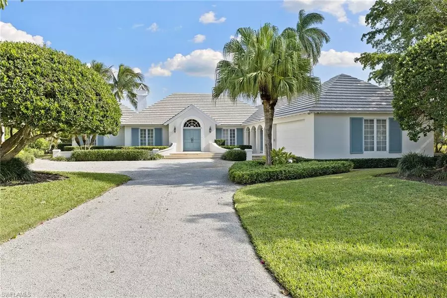 3323 Gin LN, Naples, FL 34102