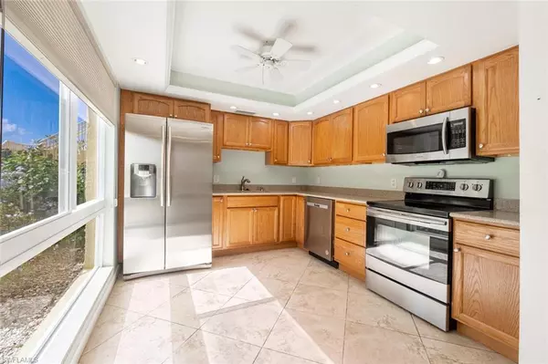 Naples, FL 34112,355 Palm DR #1