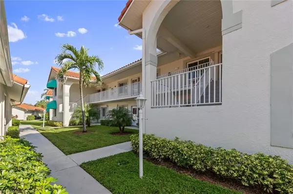 Naples, FL 34104,380 Gabriel CIR #3404