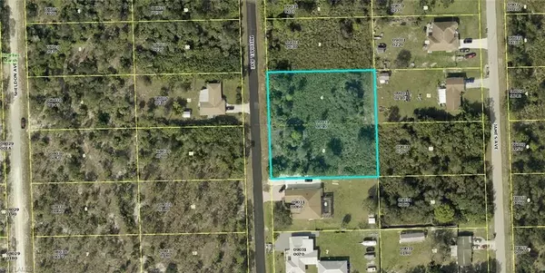 Lehigh Acres, FL 33936,1016 Michael AVE