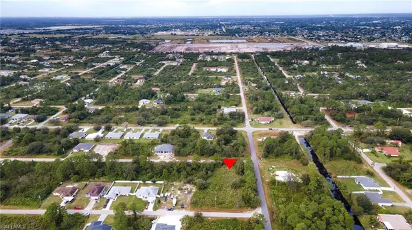 Lehigh Acres, FL 33974,303 Limerick AVE S