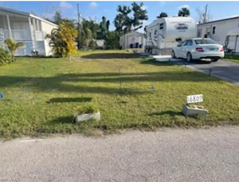 16809 Windcrest DR, Fort Myers, FL 33908