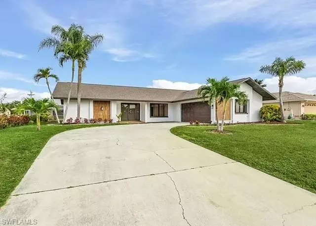 Cape Coral, FL 33914,813 SW 52nd ST