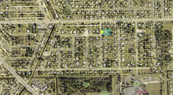 Lehigh Acres, FL 33936,26 Illinois RD