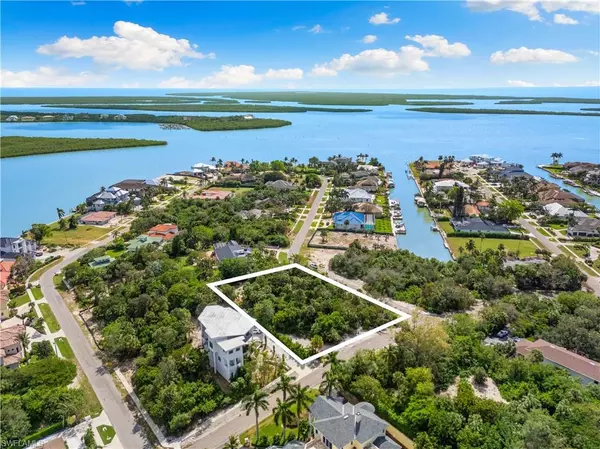 Marco Island, FL 34145,1130 Caxambas DR