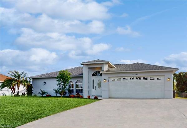 18249 Lee RD, Fort Myers, FL 33967