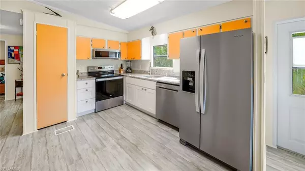 North Fort Myers, FL 33917,14520 Concord DR