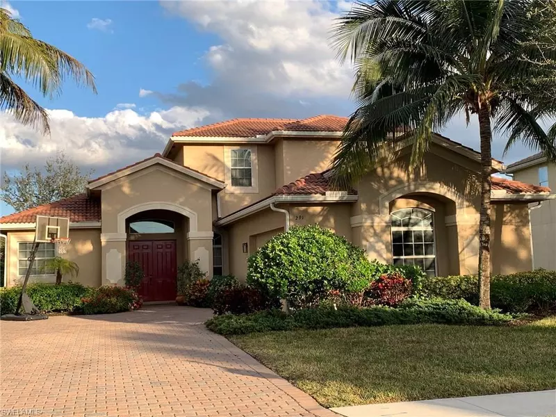 291 Saddlebrook LN, Naples, FL 34110