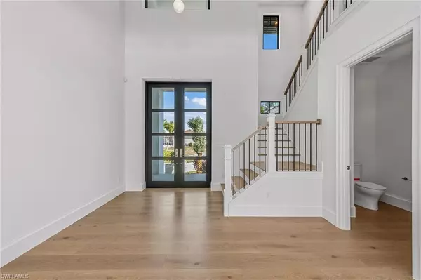 Marco Island, FL 34145,810 Elm CT