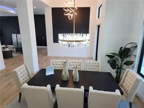 Naples, FL 34119,1125 Oakes BLVD