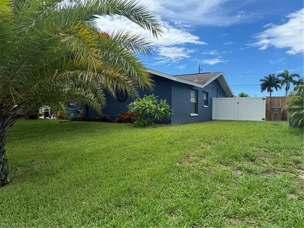 Cape Coral, FL 33904,1210 SE 34th TER