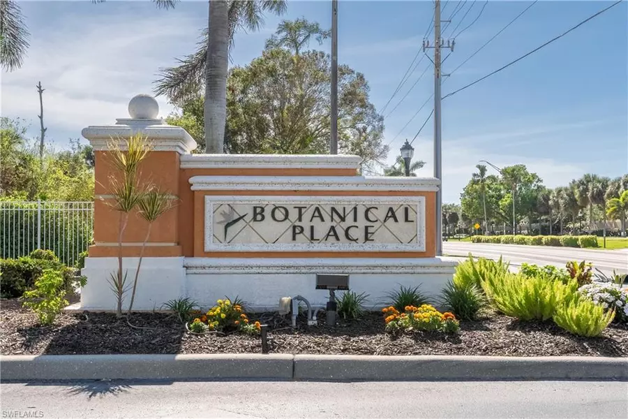 4420 Botanical Place CIR #305, Naples, FL 34112