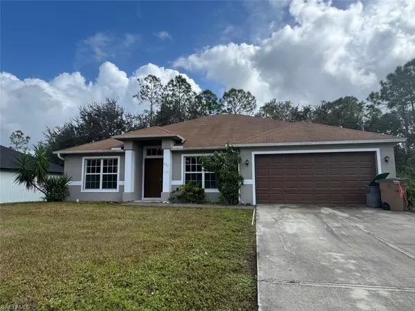 835 Downer AVE S, Lehigh Acres, FL 33974