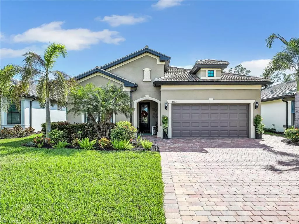 Naples, FL 34114,6852 Winding Cypress DR