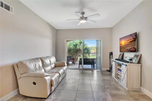 Naples, FL 34112,1830 Florida Club CIR #4310