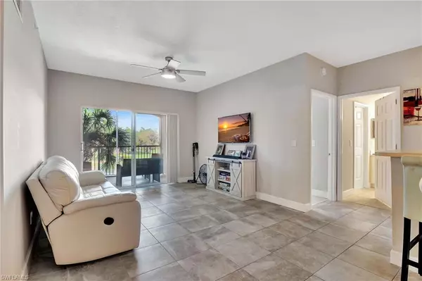 Naples, FL 34112,1830 Florida Club CIR #4310