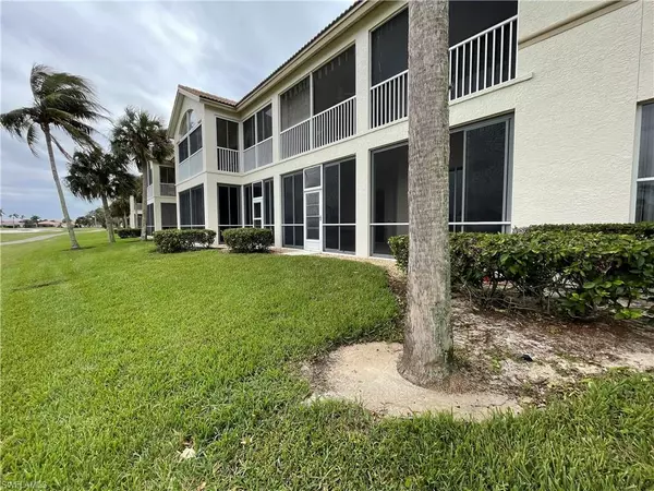 Fort Myers, FL 33908,9240 Bayberry BND #102