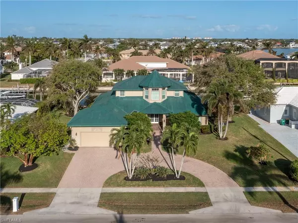 Marco Island, FL 34145,551 Conover CT