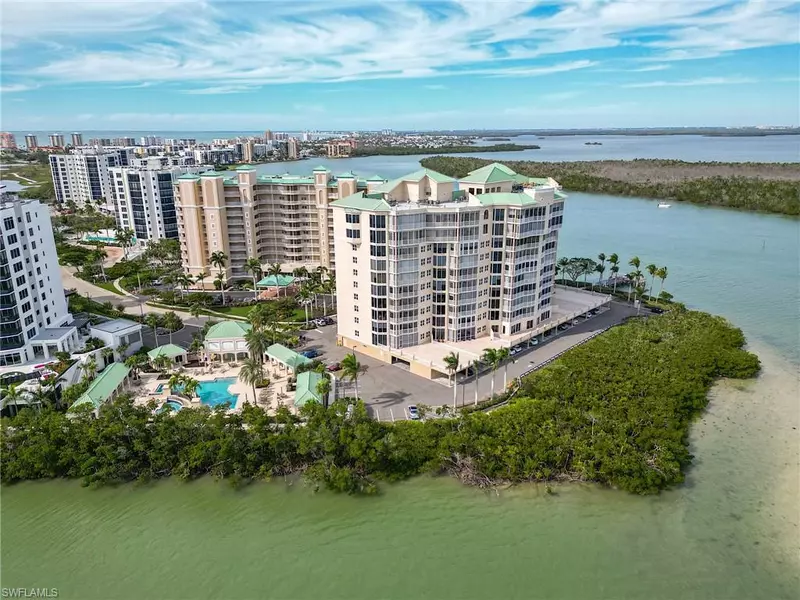 4137 Bay Beach LN #532, Fort Myers Beach, FL 33931