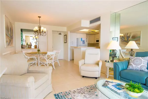 Marco Island, FL 34145,440 Seaview CT #609