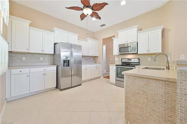 12593 Stone Tower LOOP, Fort Myers, FL 33913