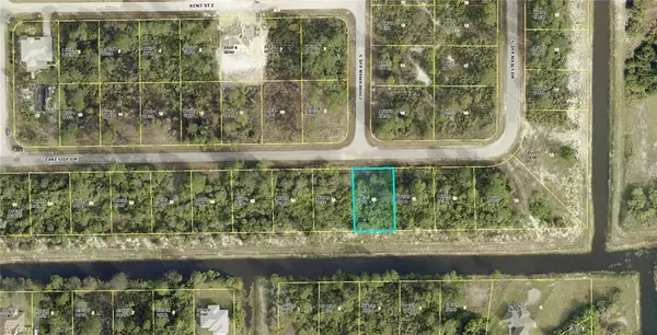 1024 Lakeside DR, Lehigh Acres, FL 33974