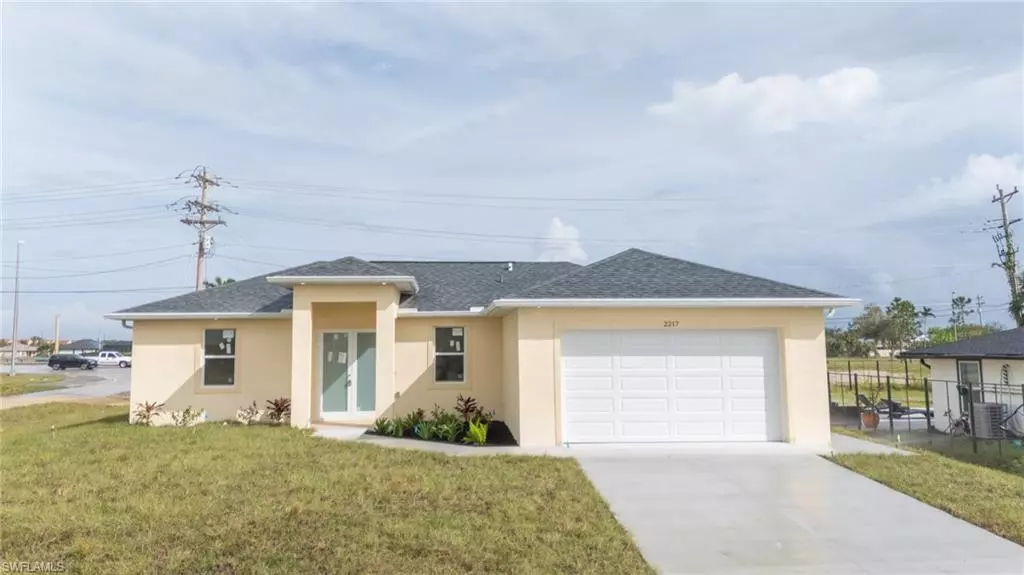 2217 NE 15th PL, Cape Coral, FL 33909