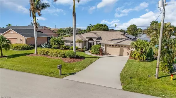 Cape Coral, FL 33991,1512 SW 4th CT