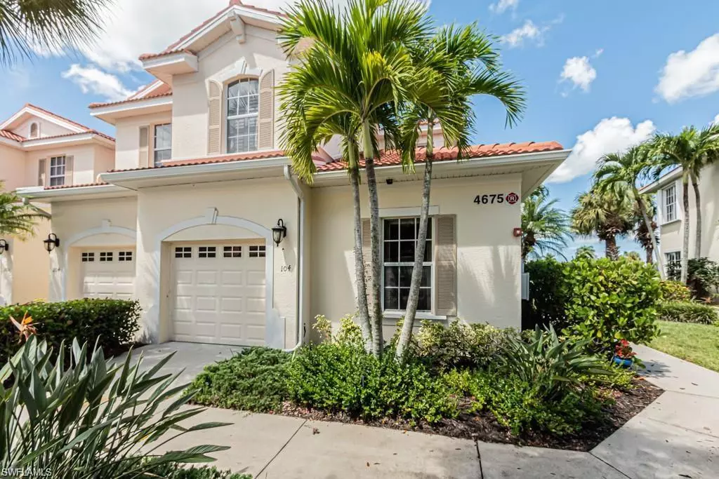 Naples, FL 34112,4675 Winged Foot CT #3-104