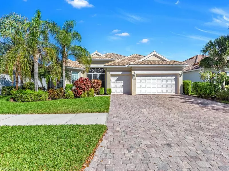 8566 Veronawalk CIR, Naples, FL 34114