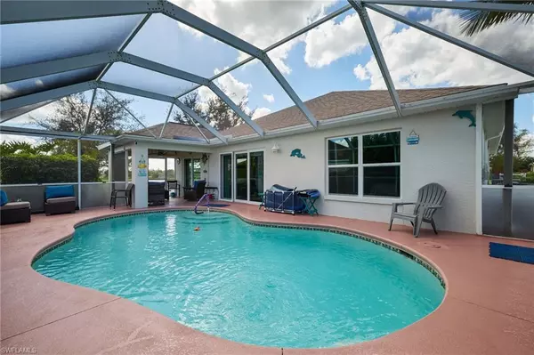 4685 Varsity CIR, Lehigh Acres, FL 33971