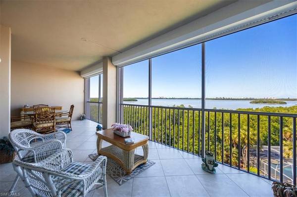 269 Vintage Bay DR #C-23, Marco Island, FL 34145